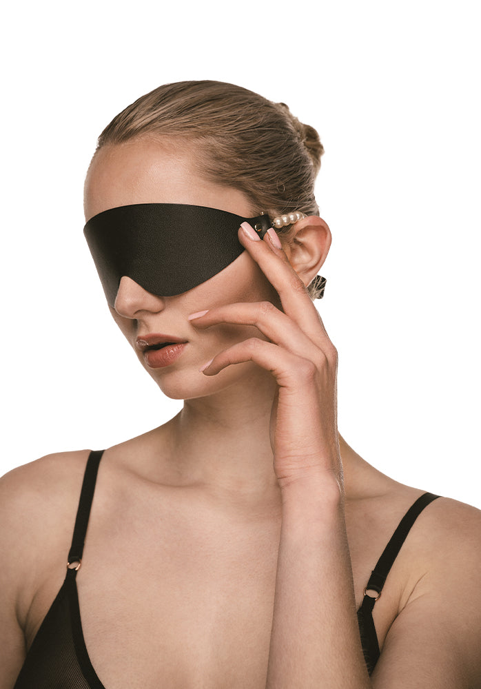 Allure Collection - Boudoir Pearl Blindfold
