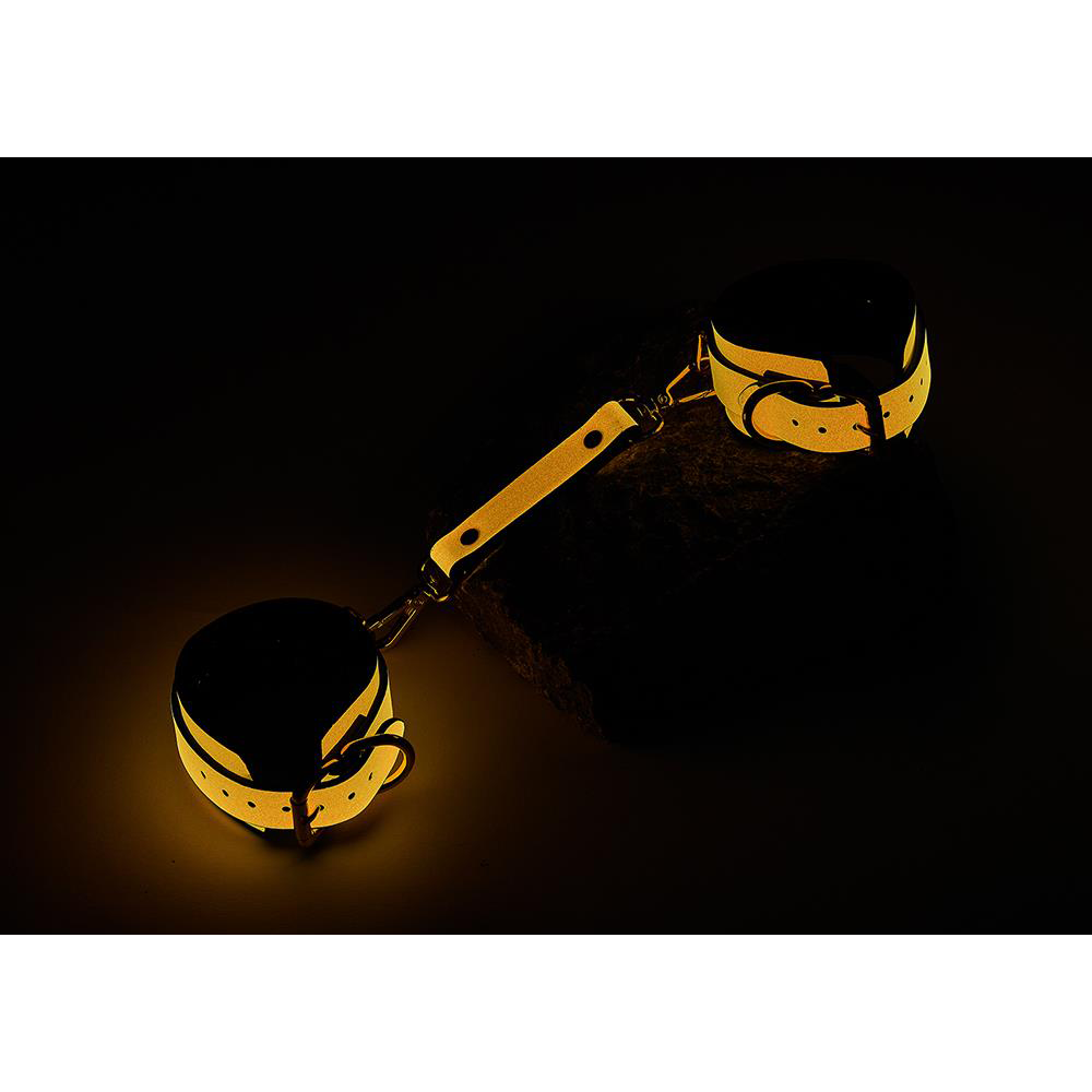 Självlysande bondagekit justerbara handledsbojor fotbojor neopren paddel hog tie nickelfria detaljer glow in the dark sexleksaker nybörjare avancerade parleksaker dominant lek erotisk present