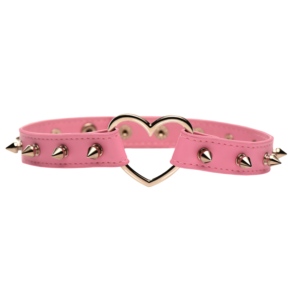 spikprytt halsband hjärtdesign xr brands master series veganskt läder justerbar passform bondage smycke kinky choker modeaccessoar svart stilfull